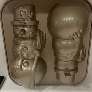 Nordic Ware Snowman Cake Pan